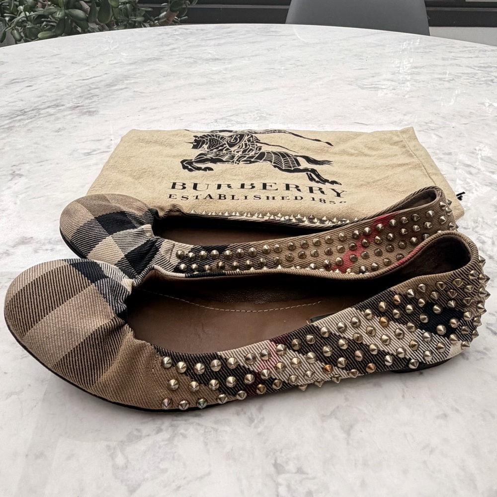 Burberry Women’s Studded Nova Check Ballet Flats. Size 37